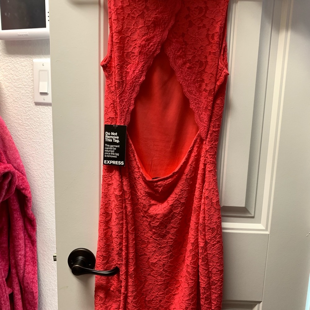 Dress - Picture 2 of 3